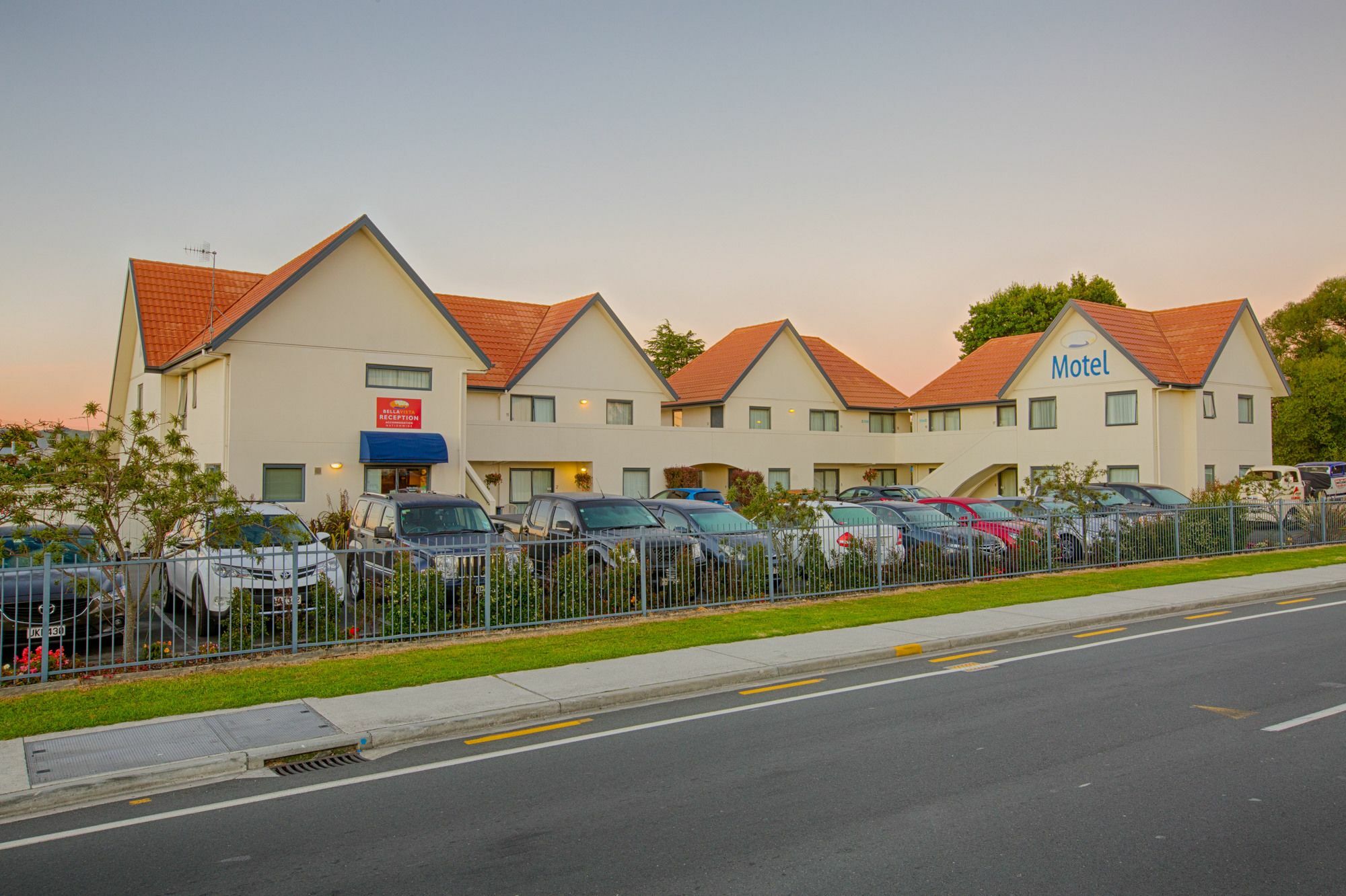 Bella Vista Motel Роторуа Экстерьер фото